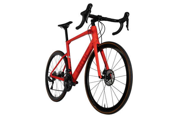 Vue diagonale du BMC Roadmachine Five Ultegra Rouge