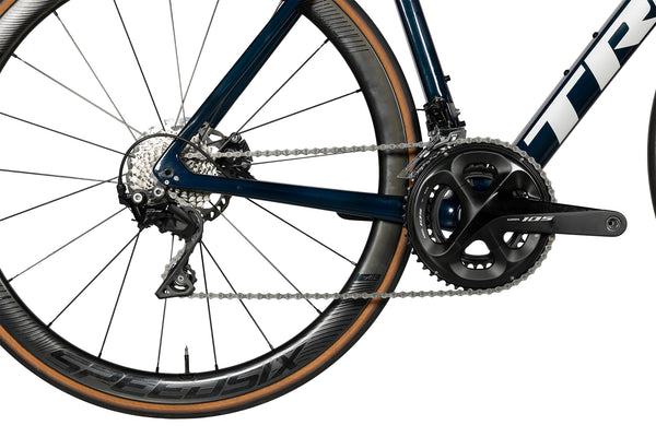 Groupe Shimano 105 sur Trek Emonda SL 5 Bleu