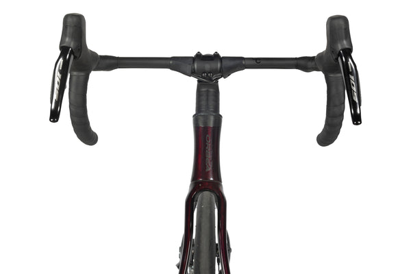 Vue frontale du Orbea Orca Aero M30iLTD Wine Red