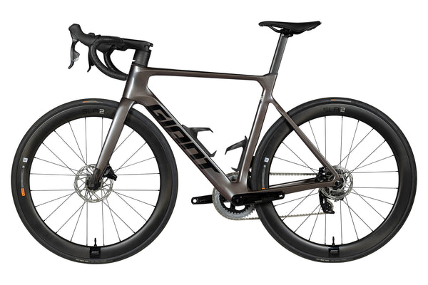 Vue du côté opposé de la chaîne du Giant Propel Advanced 1 Orion Nebula