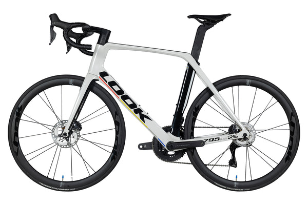 Vue du côté opposé de la chaîne du Look 795 Blade RS Proteam Ultegra Di2 White Glossy