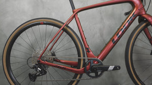 Vidéo du Look 765 Gravel Disc Red Dust Metallic Satin Red Dust